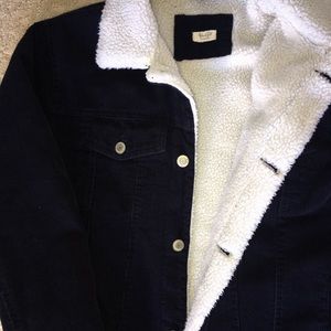 Brandy Melville- John galt corduroy jacket